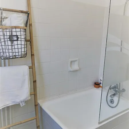 Agreable T3 Proche Metro, Tram & Periph Apartment *