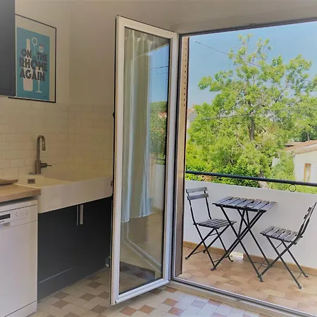 Apartment Agreable T3 Proche Metro, Tram & Periph *